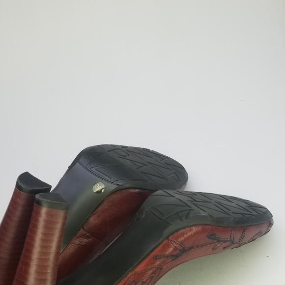 Apepazza Sz8.5 Red Leather Applique Floral Heels - Picture 14 of 14